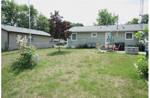 1431 Garfield Avenue, Beloit, WI 53511