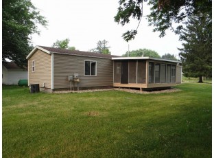 1358 Dianne Avenue Belleville, WI 53508