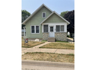 305 S Prairie Street Prairie Du Chien, WI 53821