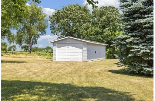 2692 Sylver Ridge Lane, Sun Prairie, WI 53590