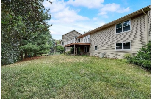 1538 Grosse Point Drive, Middleton, WI 53562