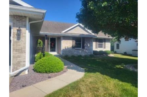 3074 Autumn Lane, Janesville, WI 53546