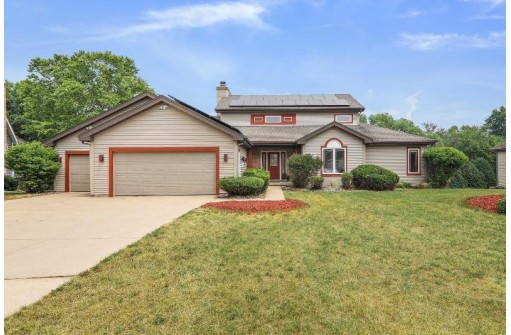 5838 Persimmon Drive, Fitchburg, WI 53711