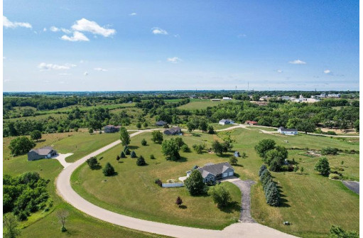 4531 Penny Lane, Dodgeville, WI 53533