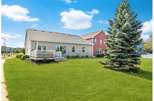 4602 Secret Garden Drive, McFarland, WI 53558