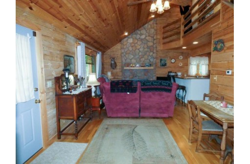 1089 W Pine Road, Muscoda, WI 53573