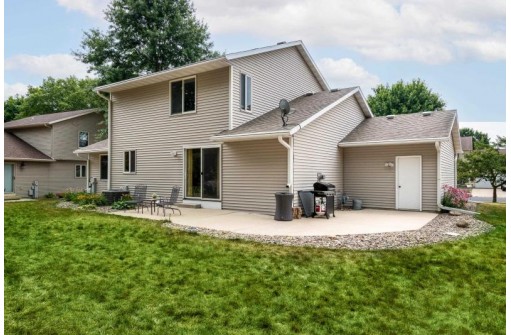 1908 Buckingham Road, Stoughton, WI 53589