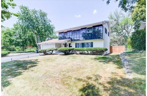 5002 Twin Oaks Drive, Madison, WI 53714