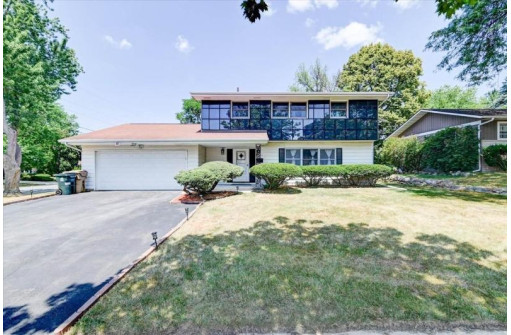 5002 Twin Oaks Drive, Madison, WI 53714