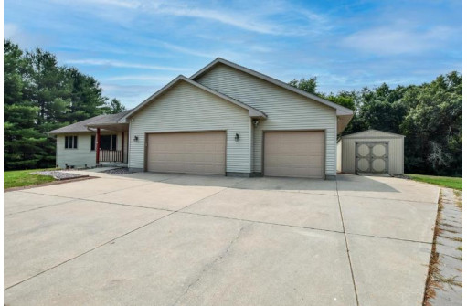 W13271 Klamer Road, Lodi, WI 53555