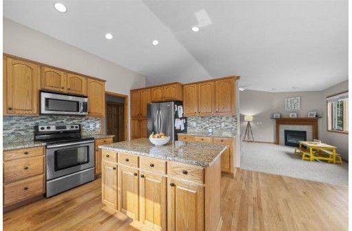 8540 Ellington Way, Middleton, WI 53562