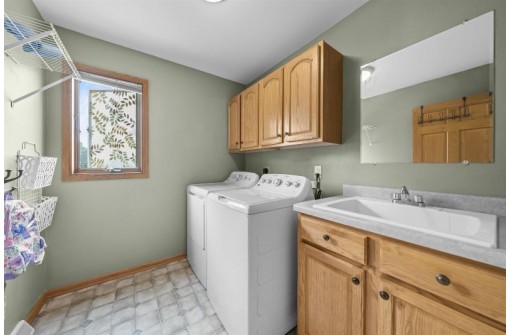 8540 Ellington Way, Middleton, WI 53562