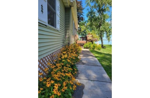 W10186 Indian Point Road, Fox Lake, WI 53933-0000