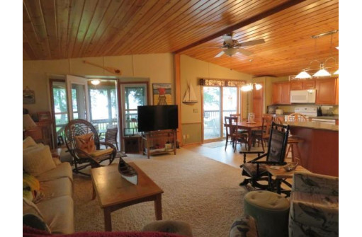 W10186 Indian Point Road, Fox Lake, WI 53933-0000