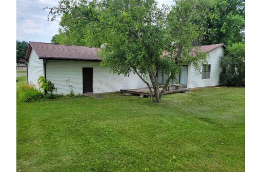 905 Valley View Drive, Lancaster, WI 53813