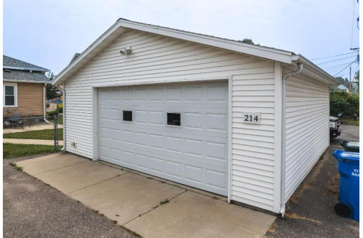 214 5th Avenue, Baraboo, WI 53913