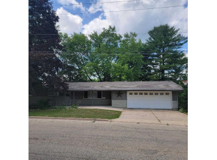 1112 East Street Darlington, WI 53530