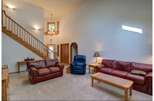 1772 Chadsworth Drive, Sun Prairie, WI 53590