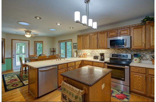 1772 Chadsworth Drive, Sun Prairie, WI 53590