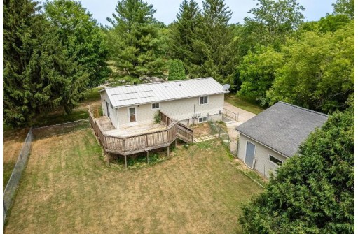 S1182 E Redstone Drive, La Valle, WI 53941