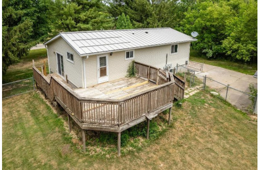 S1182 E Redstone Drive, La Valle, WI 53941