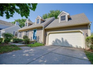 22 Oak Glen Court Madison, WI 53717