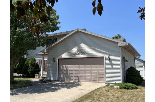 4403 Tanglewood Drive, Janesville, WI 53546-3511