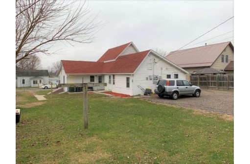 1065 N Church Street, Richland Center, WI 53581