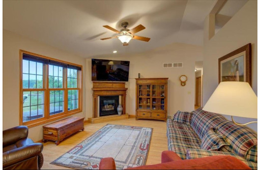 514 Montesian Court, Monticello, WI 53570