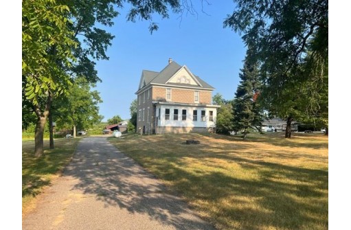 S2663 County Road V, Reedsburg, WI 53959