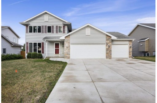 1167 N Thompson Road, Sun Prairie, WI 53590