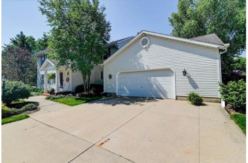 1092 Lori Lane, Sun Prairie, WI 53590