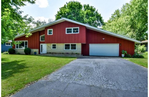 207 South Street, DeForest, WI 53532