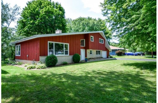 207 South Street, DeForest, WI 53532