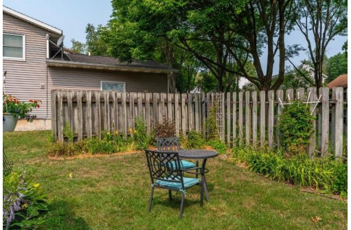 2802 Muir Field Road, Madison, WI 53719