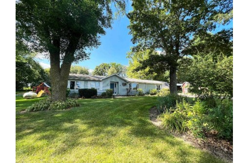 W734 County Road G, Randolph, WI 53956