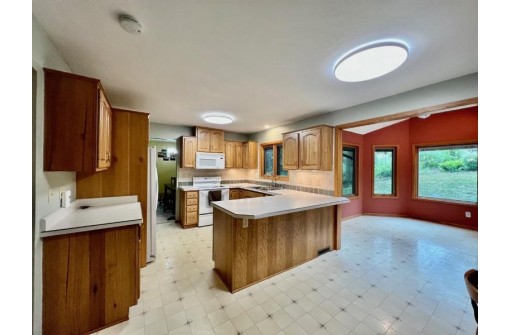 6321 Putnam Road, Madison, WI 53711