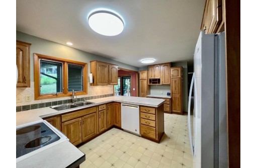 6321 Putnam Road, Madison, WI 53711