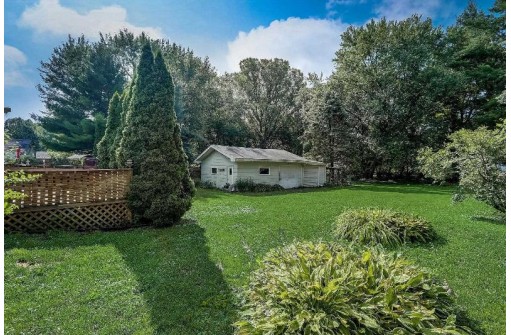 1025 Blaine Drive, Madison, WI 53704