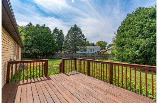 3710 Newton Court, Middleton, WI 53562