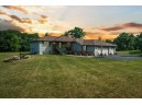 4407 E Palakwia Drive, Janesville, WI 53546