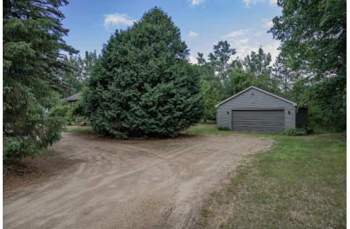 W5549 Buckhorn Drive, New Lisbon, WI 53950