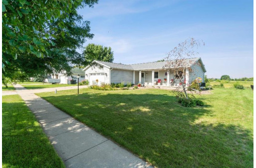 563 S 6th Street, Evansville, WI 53536