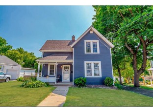 105 S 8th Street Mount Horeb, WI 53572