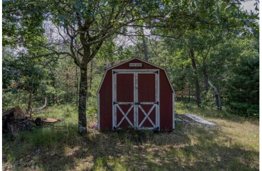 N6865 S Sandstone Drive, Mauston, WI 53948