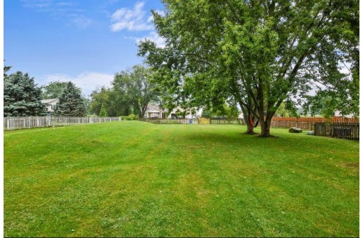 6217 Harvest Lane, DeForest, WI 53532