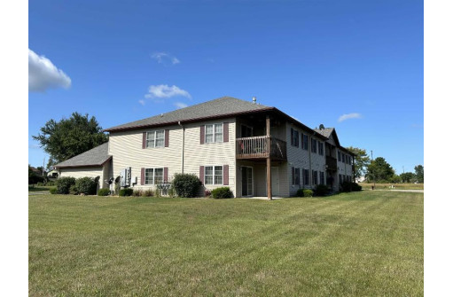 433 Eberlein Court 4, Mauston, WI 53948