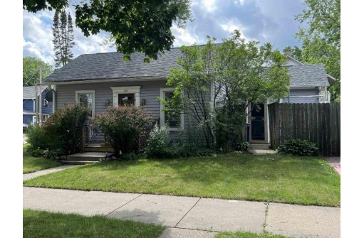 338 Park Avenue, Janesville, WI 53548-4620