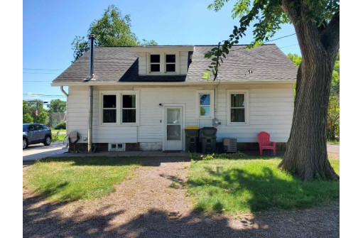 820 Water Street, Prairie Du Sac, WI 53578