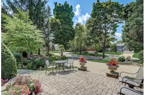 7421 Longmeadow Road, Madison, WI 53717